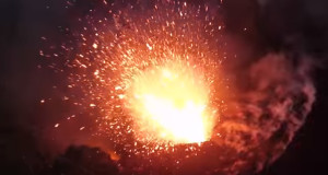 explosion volcan drone